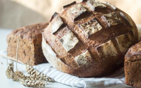 Chleb żytni - przepis na pyszne domowe pieczywo z mąką żytnią