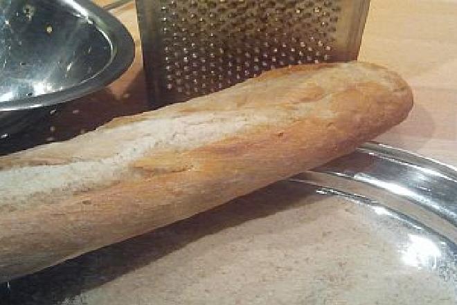 Bułka tarta - co zawiera sklepowa? Jak zrobić własną bułkę tartą?